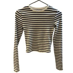 STRIPED LONG SLEEVE CREWNECK TOP - BERSHKA